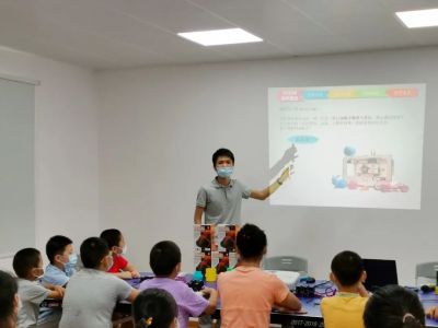 老坑 | 科普进社区：老坑社区开展火柴3D教育课堂