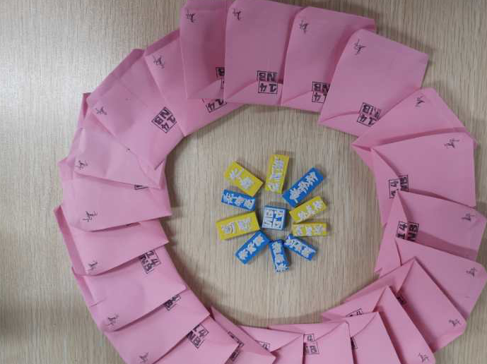 金榜题名会有时！龙城高中毕业生DIY姓名印章传递祝福  