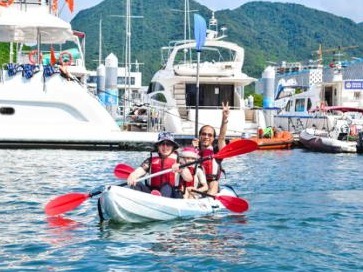 15组家庭水上开赛，第三届国际儿童海洋节暨皮划艇课程体验活动在大鹏举行
