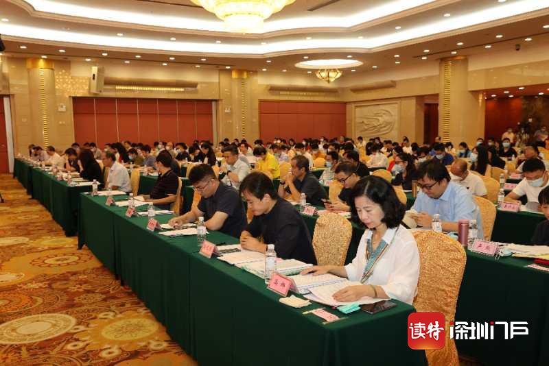 广东省青年作家创作会议在广州召开，10位青年作家获创作资金扶持 