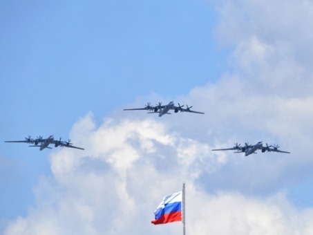韩美正军演，6架俄军机到韩国防空识别区“串门”