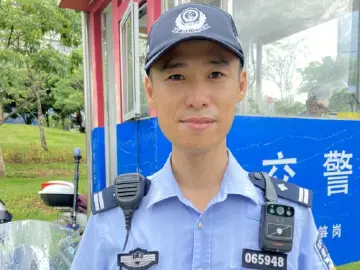 每日警星 | 邓碧方：交通管理的多面手