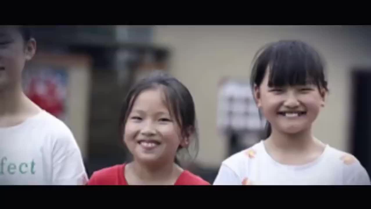 打赢脱贫攻坚战：你笑起来真好看