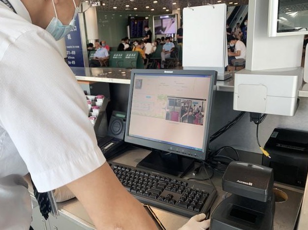 深圳宝安国际机场率先推出登机口智慧寻人服务