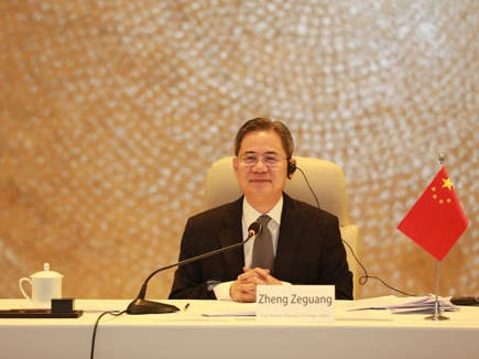 外交部副部长郑泽光：敦促美方停止反华鼓噪