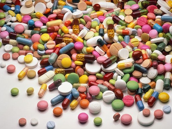 第三批药品集采中选结果公布：平均降价53%，最高降95% 