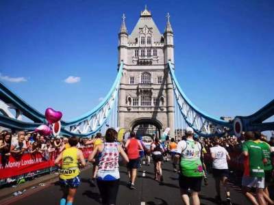 伦敦马拉松：今年只允许精英运动员参赛，在特定赛道跑圈 