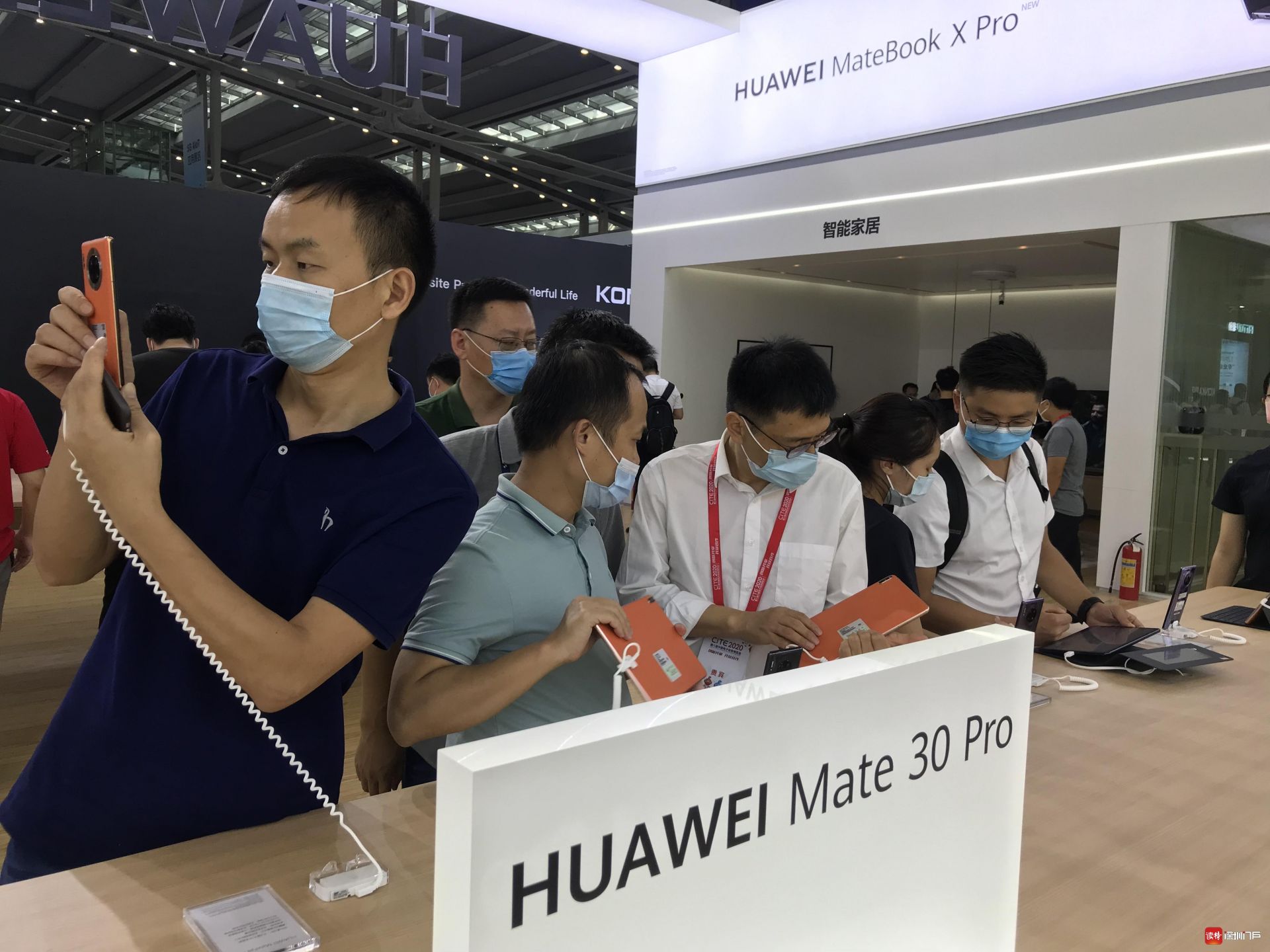 “深圳元素”闪耀电博会，龙头企业最新技术产品抢抓商机