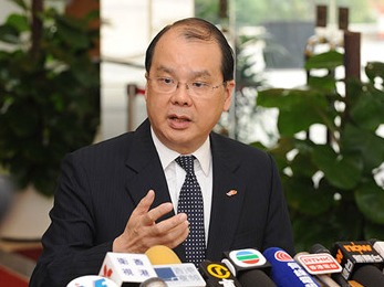 张建宗呼吁香港市民参与新冠病毒普及检测以切断传播链 