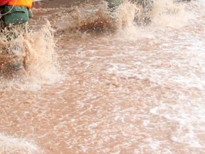 长江水利委员会发布洪水红色预警，岷江将发生超历史洪水