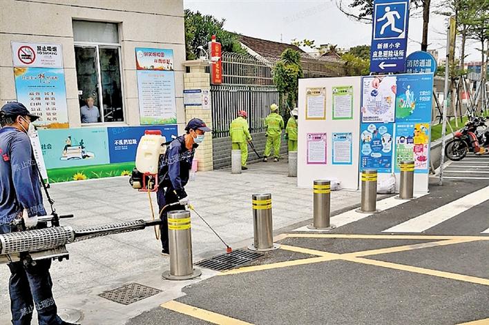 新桥街道全力整治校园周边市容环境