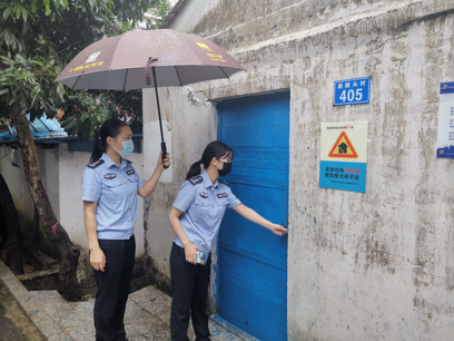 新湖街道网格员化身“防汛卫士” | 助力做好台风“海高斯”防御工作 