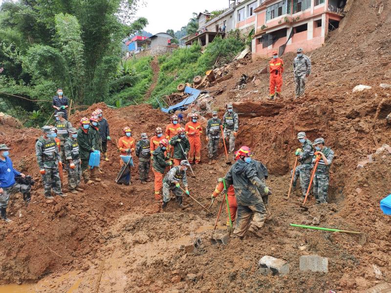 云南镇康县山体滑坡失联5人被找到，均不幸遇难