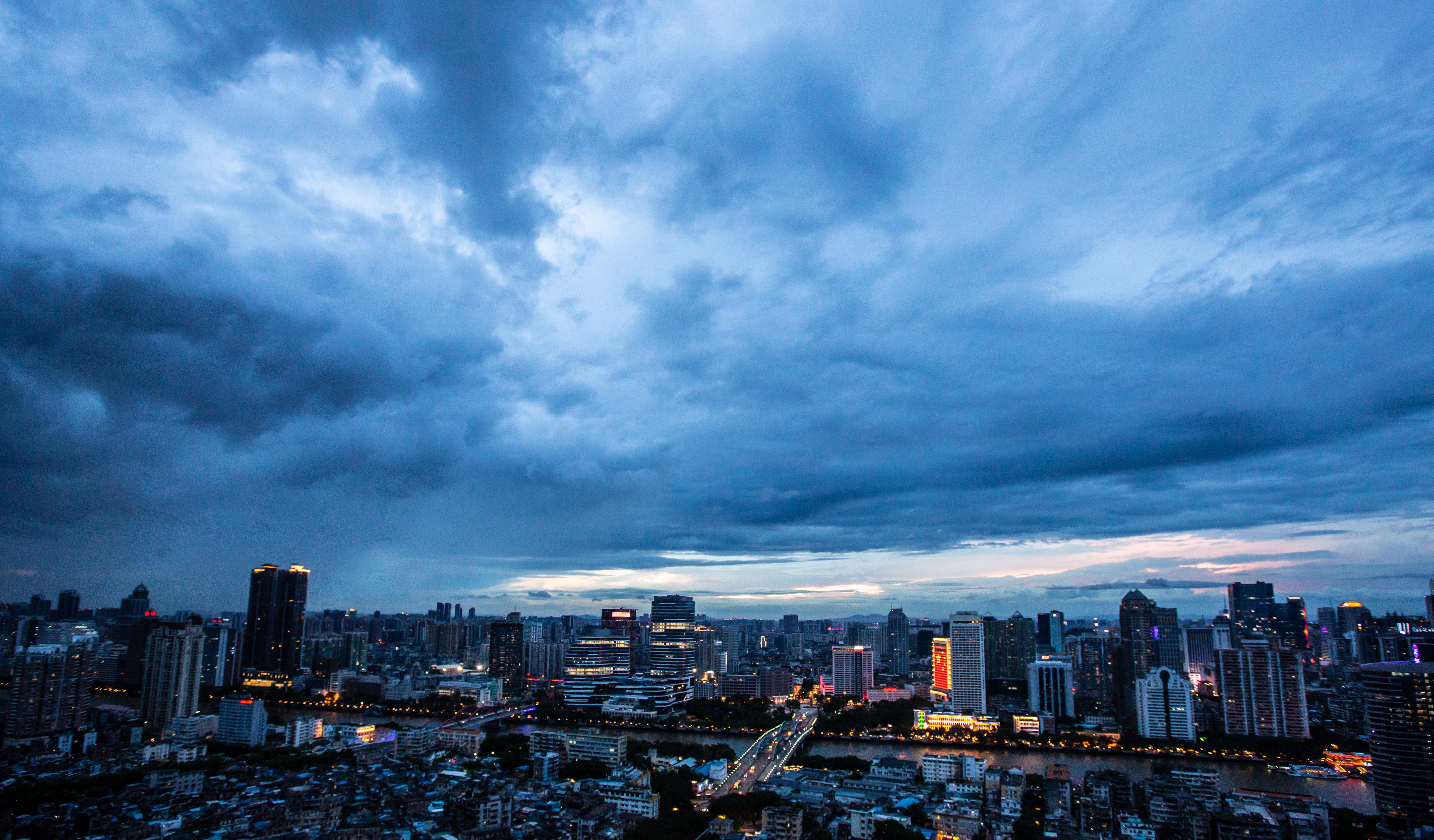 台风“森拉克”持续带来强降水，广州未来三天都有暴雨