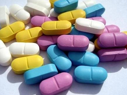 广东：明起买布洛芬、维C银翘片等43种退热类药均实名登记 
