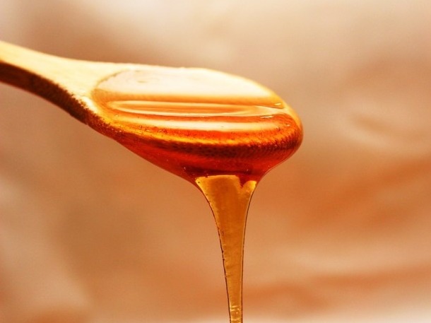 牛津大学研究发现 蜂蜜是治疗咳嗽和感冒最有效的方法之一 