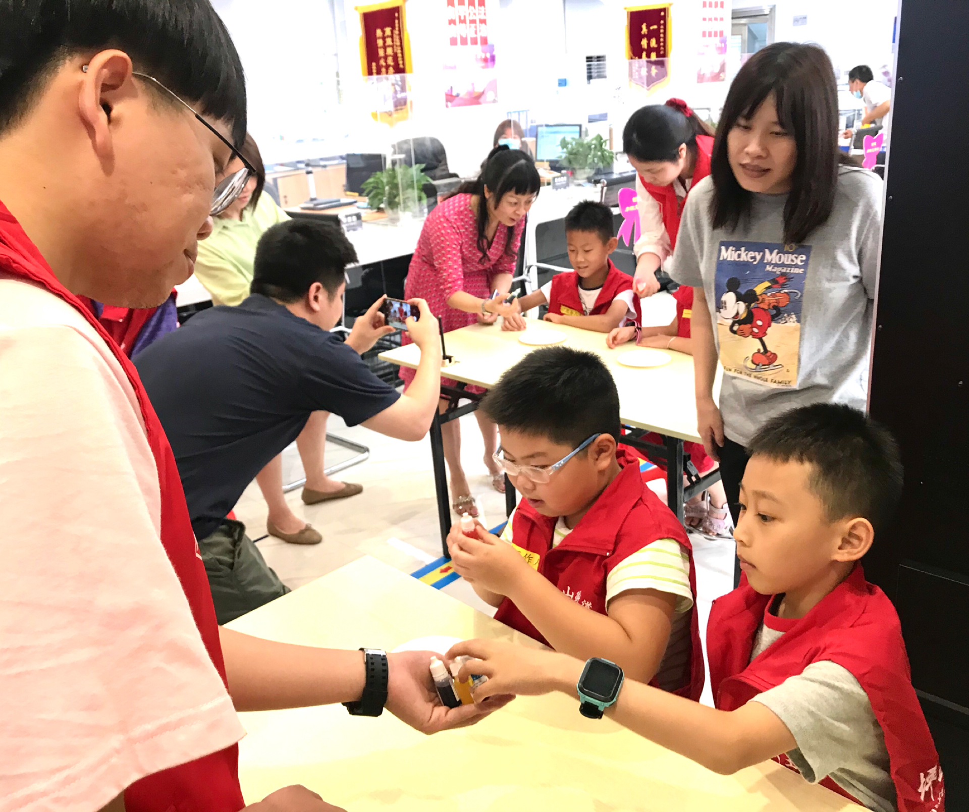 亲子共参与，坪山街道“政务服务体验日”活动开新篇            