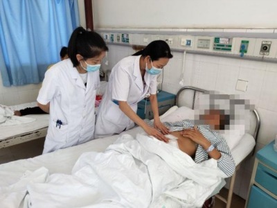 暴雨夜深圳医生出手 两个多小时手术救回孕妈