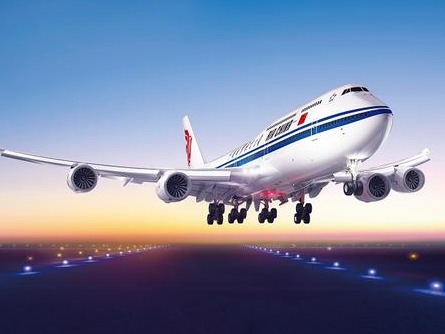 多条航线旅客量超去年 中国旅游业逐步复苏 