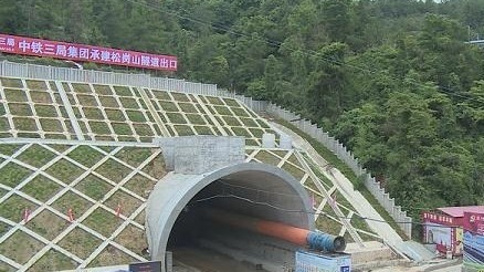 赣深高铁建设取得重要突破！广东段最长隧道全线贯通