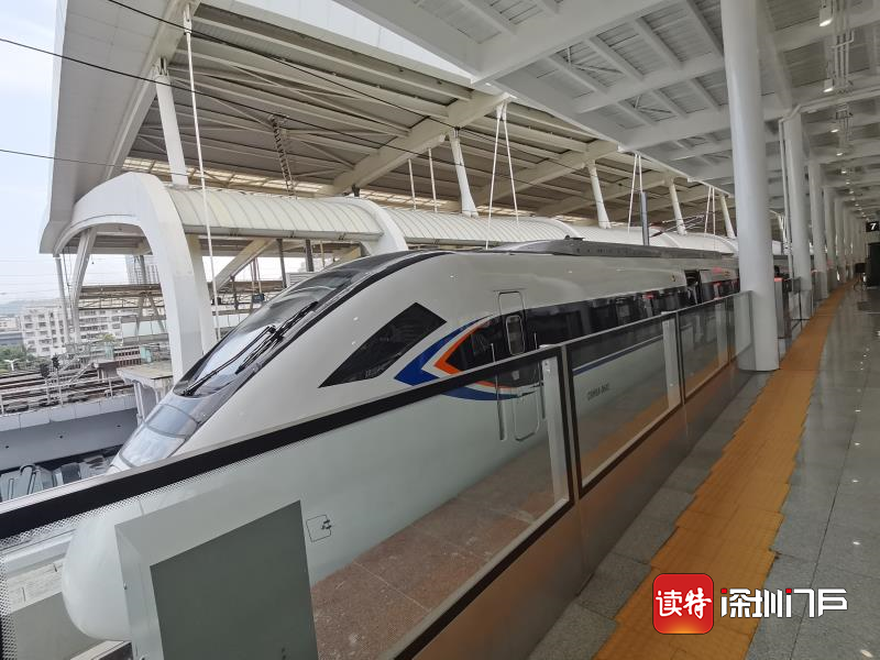 广东首条独资建设城际——珠机城际铁路珠海至珠海长隆段开通运营