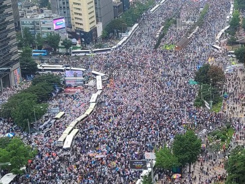 韩国新增248例新冠确诊病例，首都圈群聚性感染蔓延至全国