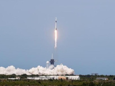 美国宇航局宣布推迟首次商业载人航天任务