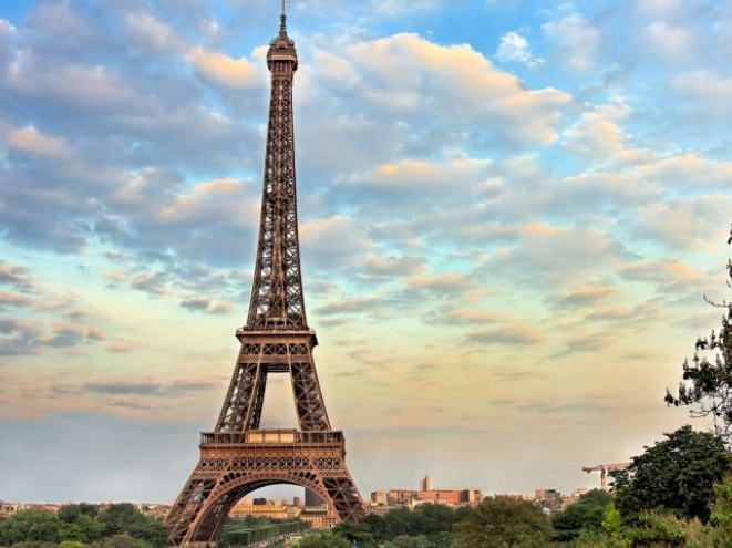 疫情致国际游客减少 法国旅游业损失至少300亿欧元