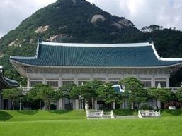 韩国总统府：韩朝领导人互致亲笔信