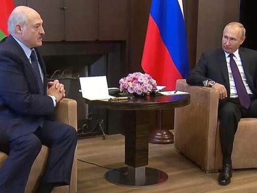 普京与卢卡申科会晤：双方未签署文件，俄提供15亿美元贷款