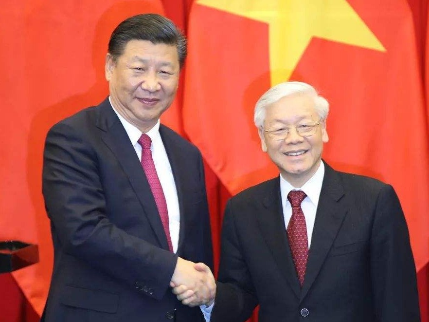 习近平同越共中央总书记、国家主席阮富仲通电话