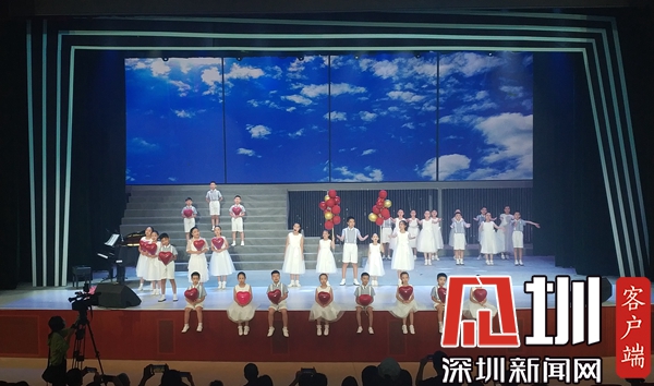 光明区庆祝深圳经济特区建立40周年音乐舞蹈集景精彩上演