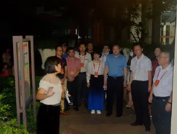 人大代表政协委员献言建策，龙城街道不断促进垃圾分类工作