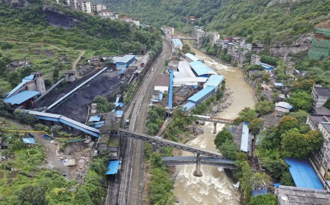 16人死亡！重庆一煤矿发生一氧化碳超限事故