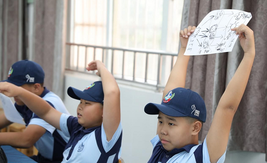 学习调节情绪！龙岗少年警营队员体验心理绘画治疗