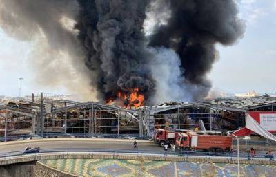 黎巴嫩贝鲁特港口仓库大火被扑灭，无人员伤亡 
