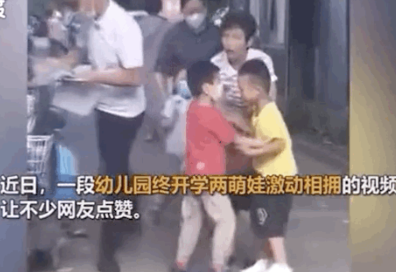开学后这些萌娃火遍全网，网友：原谅我不厚道地笑了