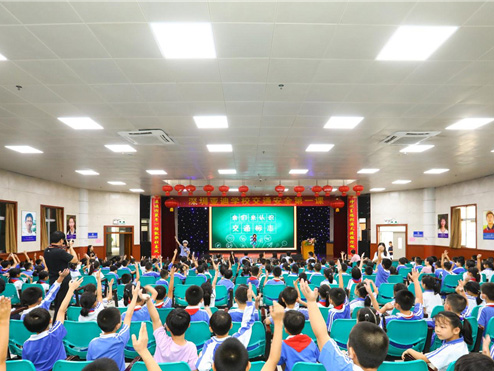 每个知识点都关乎生命安全！深圳亚迪学校开展交通安全宣传活动