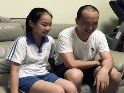 皇岗边检112名民警结对帮扶39名贫困学生  
