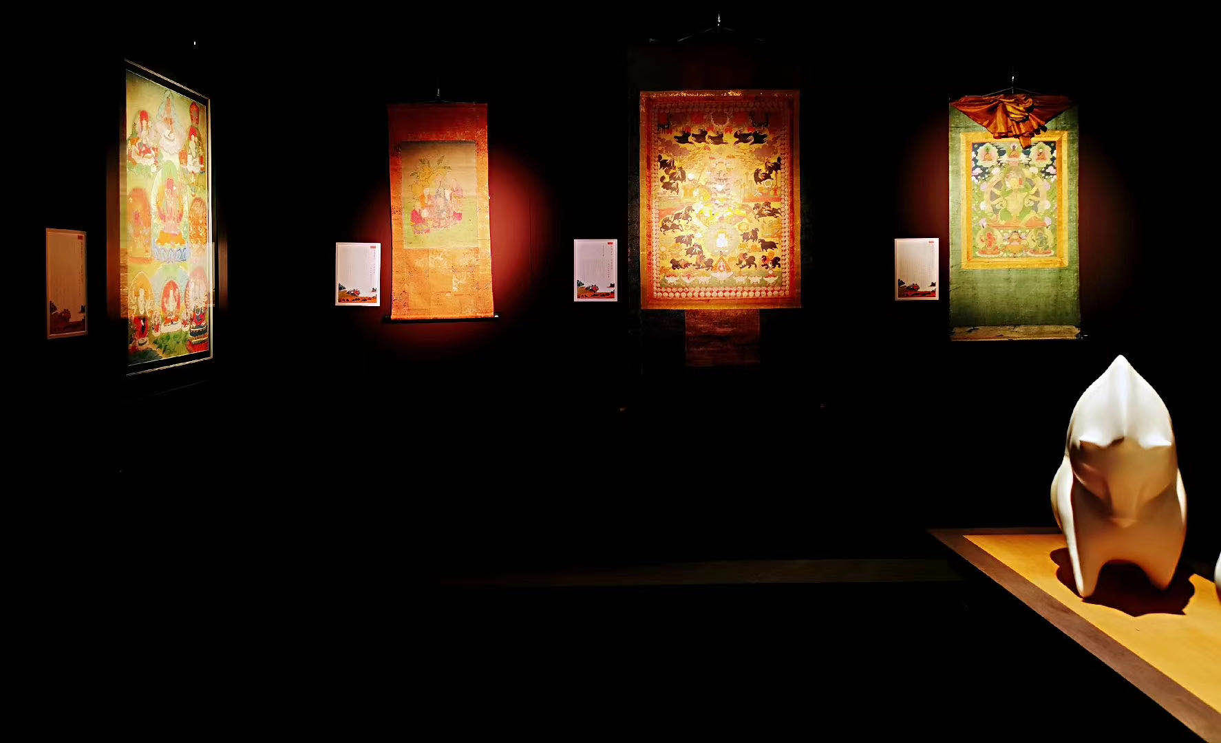 14世纪高古唐卡首展“喜马拉雅艺术展”惊艳亮相