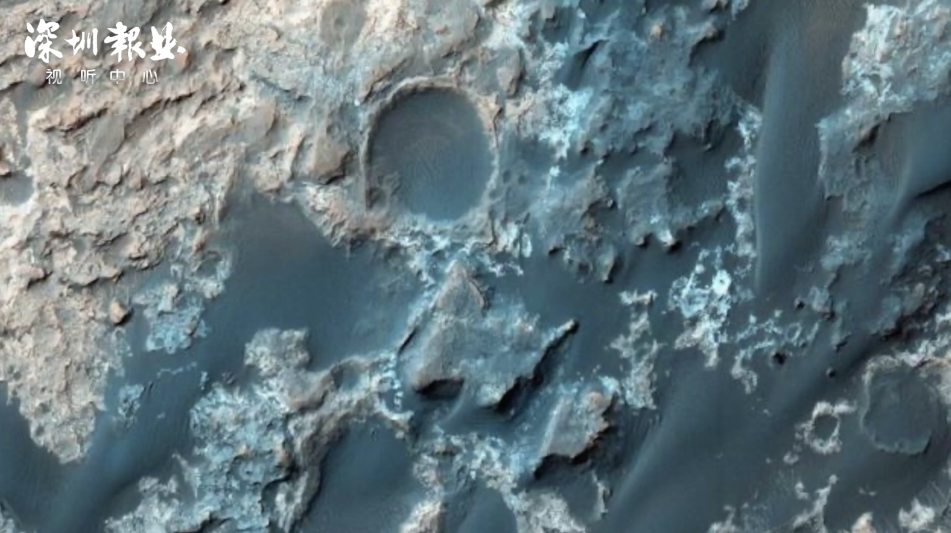 火星上真的有生命？意科学家在火星发现地下盐湖