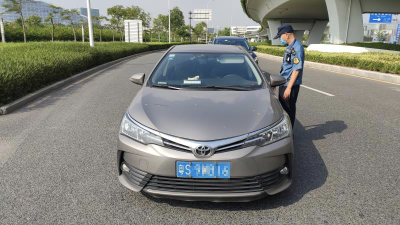 深圳开展交通运输综合整治，机场一黑车司机第六次被查