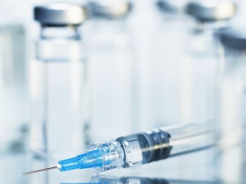 高福：国内暂时没必要大规模接种新冠疫苗，建议分层进行  