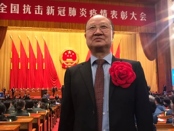 深圳抗疫英雄谱 | 冯永文：“变荣誉为动力，在抗疫中做出更大贡献！”