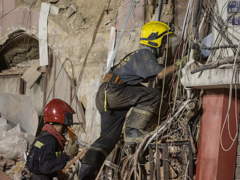 外媒：贝鲁特大爆炸发生一个月，救援队废墟中检测到生命迹象