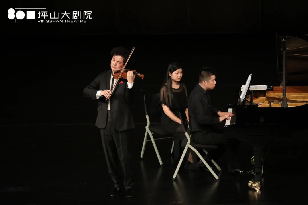 演出回顾 | 数度返场！吕思清2020“魔弓传奇”小提琴独奏音乐会完美呈现！