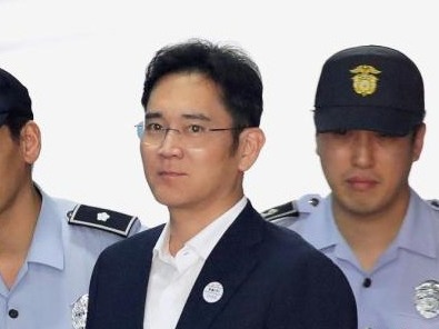 韩最高法驳回三星“掌门人”李在镕干政案回避申请 