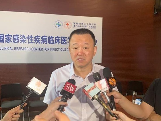 荣获全国抗击新冠肺炎疫情先进个人和全国优秀共产党员 刘磊：“我不是代表个人，而是代表深圳”