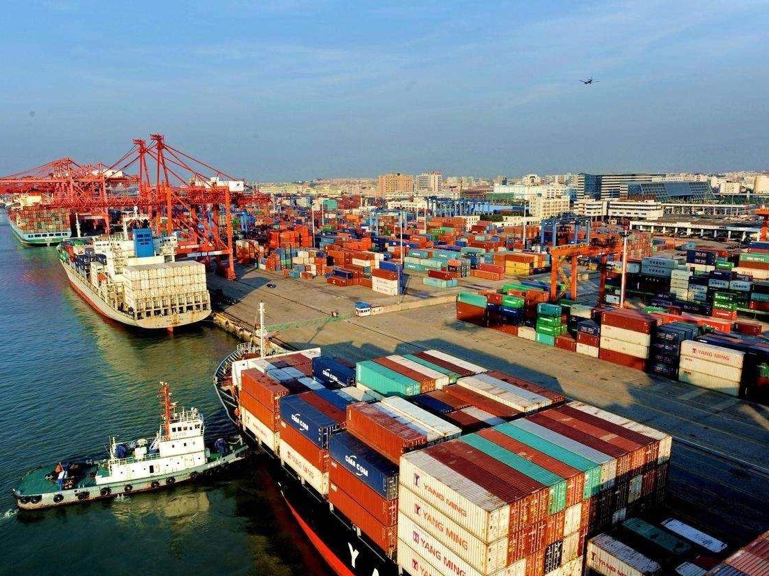 海关总署：8月外贸出口增长11.6% 贸易顺差增加74.4%