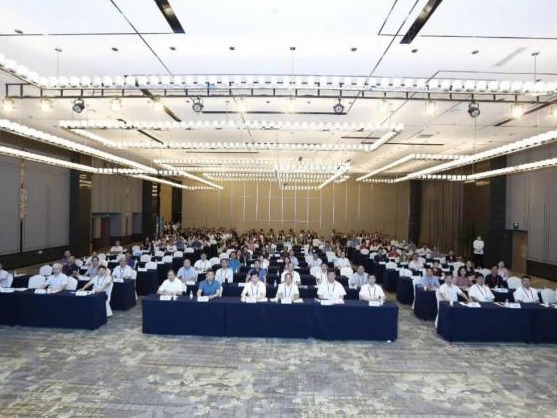 第二届中国药品临床评价大会暨第四届光明药学论坛在深举办